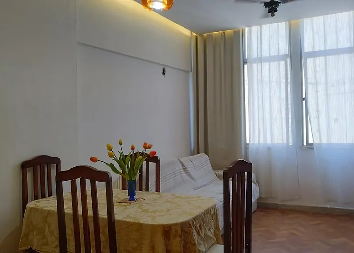 Apartamento Quarto e Sala próximo a Praia Rio de Janeiro